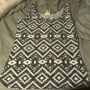 Black & cream design tank top